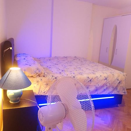 Charming Flat Center And Near The Lake Genf Exterior foto